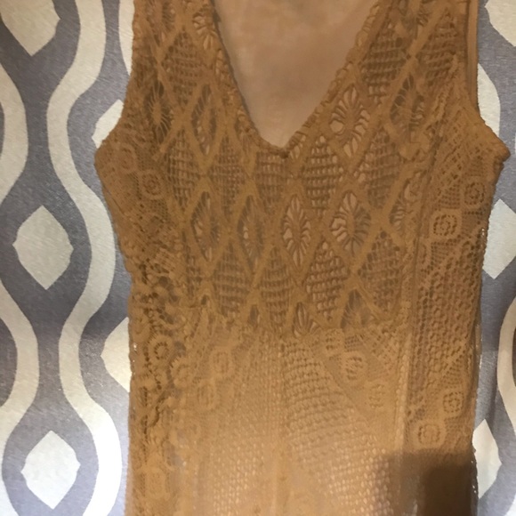 Scoops the size 2 to lace trimmed mini skirt - Picture 4 of 8